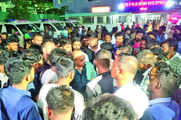 শেবাচিমে নবজাতকের মৃত্যু ঘিরে উত্তেজনা