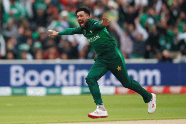 ব্রিটিশ নাগরিকত্বে আইপিএলে খেলার যোগ্যতা অর্জন করলেন আমির
