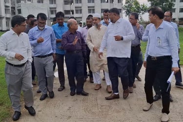 জয়পুরহাটে সরকারি মেডিকেল কলেজ স্থাপনে সম্ভাব্য স্থান পরিদর্শন
