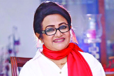 মানবসেবায় তারকারা