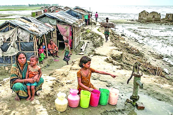 উপকূলে স্বাস্থ্য যুদ্ধ