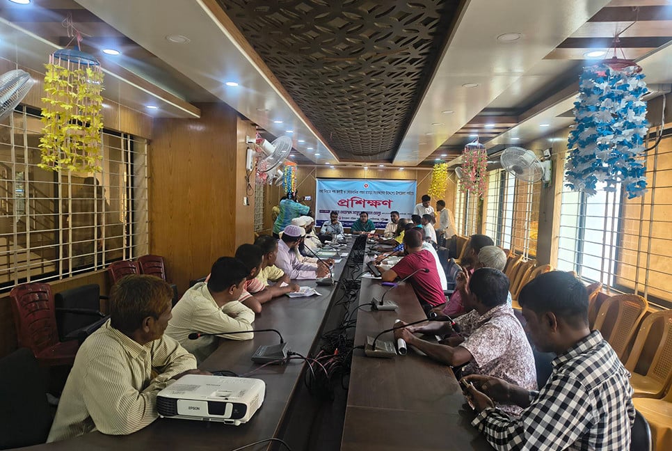 কোরবানির পশুর চামড়া সংরক্ষণে গাইবান্ধায় প্রশিক্ষণ