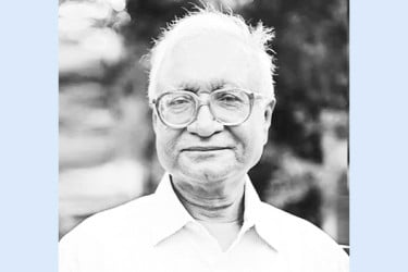 আক্রমণে জেগেছে ইরানিদের দেশপ্রেম