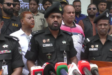 ঈদে নিরাপত্তা নিশ্চিতে সাদা পোশাকে র‍্যাবের নজরদারি