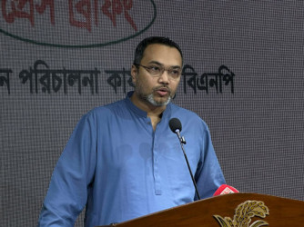 একটি গোষ্ঠীর বিদ্বেষের রাজনীতি গণ-অভ্যুত্থানের আকাঙ্ক্ষার সঙ্গে সাংঘর্ষিক : মাহদী আমিন