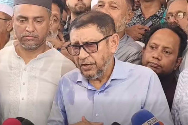 ‘৭ বার রিমাইন্ডার দেওয়ার পরও ভ্যাকসিন নেয়নি আওয়ামী লীগ ও অন্তর্বর্তী সরকার’