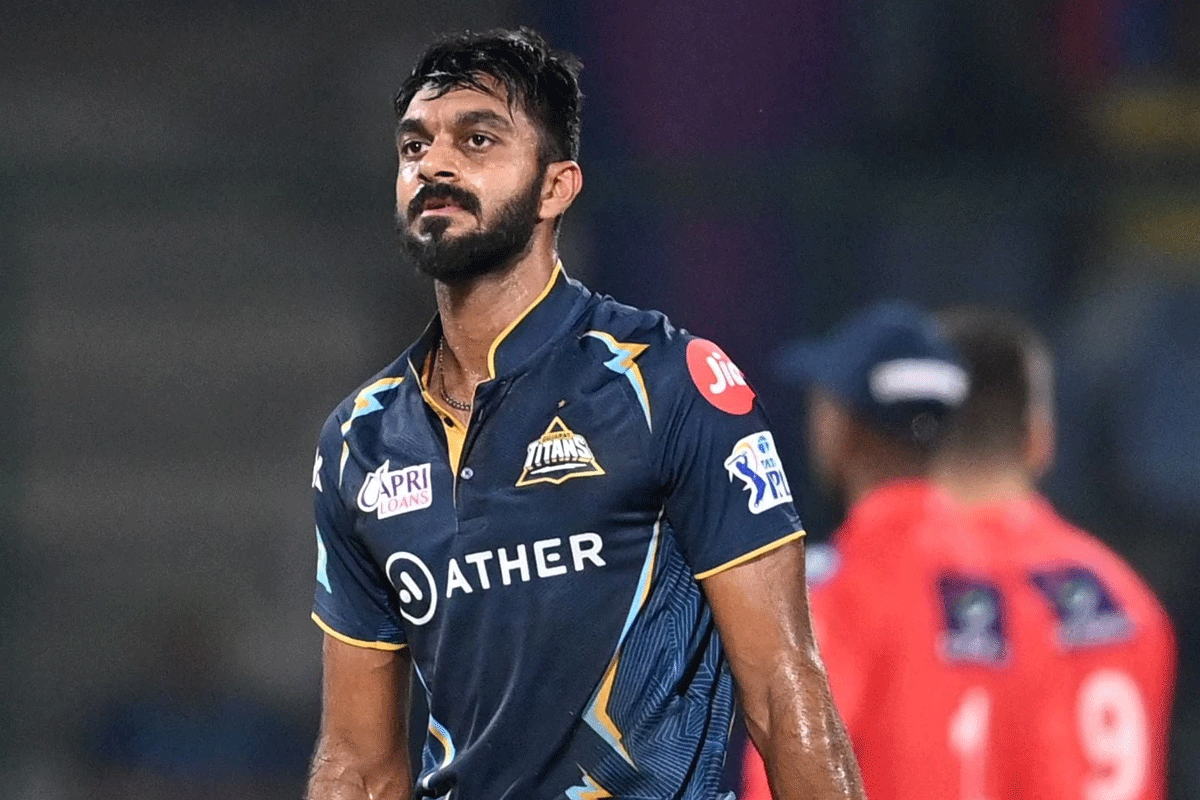 আইপিএল থেকে অবসরের পর এলপিএলে ফিরলেন বিজয়
