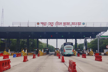 পদ্মা সেতুতে ২৪ ঘণ্টায় রেকর্ড টোল আদায়