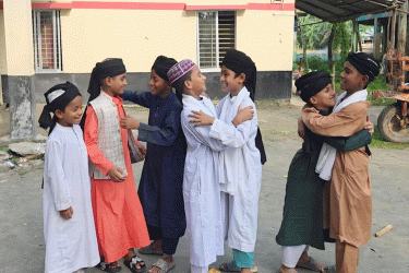 পটুয়াখালীর ৩৫ গ্রামে ঈদুল আজহা উদযাপন