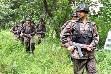 চামড়া পাচার ও চোরাচালান ঠেকাতে সীমান্তে বিজিবির সর্বোচ্চ সতর্কতা
