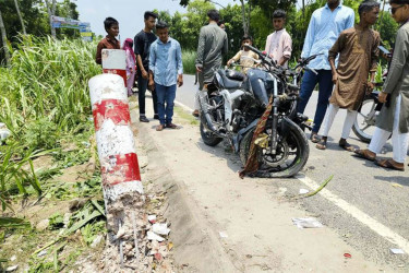 ২৪ ঘণ্টায় সড়কে ঝরল ১৯ প্রাণ, ১১ জনই মোটরসাইকেলের আরোহী