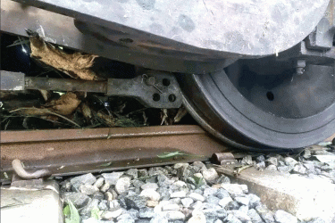 বগি লাইনচ্যুত, সিলেটের সঙ্গে সারাদেশের ট্রেন চলাচল বন্ধ