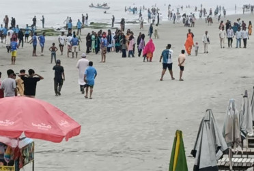 ঈদের ছুটিতে আশানুরূপ পর্যটক নেই কুয়াকাটায়