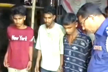 কলাপাড়ায় কিশোরকে ছুরিকাঘাতে হত্যা, আটক ৩