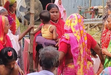 শেরপুরে ছেলেকে বাঁচাতে গিয়ে বিদ্যুৎস্পৃষ্টে প্রাণ গেল মায়ের
