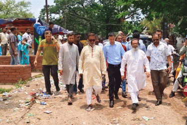 নারায়ণগঞ্জে খালেদা জিয়ার ভিত্তি স্থাপন করা সেতুর স্থান পরিদর্শনে চীনা প্রতিনিধিদল