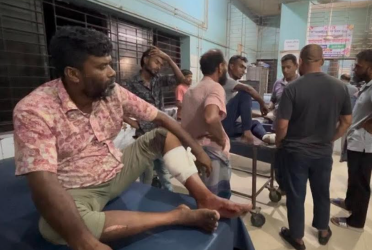 গড়াই নদে বালু অপসারণকালে দুর্বৃত্তদের হামলা, আহত ৪