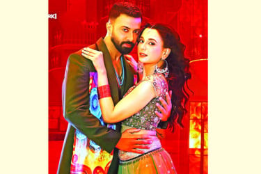 আমেরিকা-ইউরোপের ৪১ থিয়েটারে ‘রকস্টার’