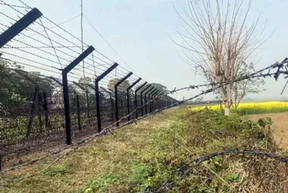 সাতক্ষীরা সীমান্তে বিএসএফের গুলিতে দুই বাংলাদেশি আহত | | বাংলাদেশ প্রতিদিন