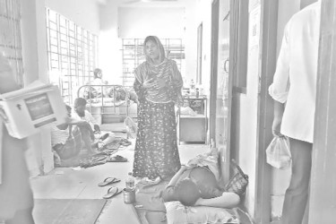 গরমে বেড়েছে ডায়রিয়া রোগী