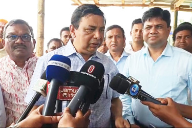 মোগলহাট স্থলবন্দর পুনরায় চালুর উদ্যোগ, পরিদর্শনে চেয়ারম্যান