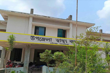 লালমনিরহাটে বজ্রপাতে গৃহবধূর মৃত্যু, আহত ২