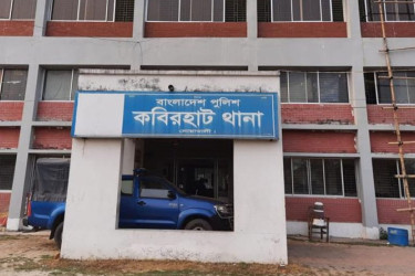 নোয়াখালীতে ছয়তলা ভবনের ছাদ থেকে পড়ে ব্যবসায়ীর মৃত্যু