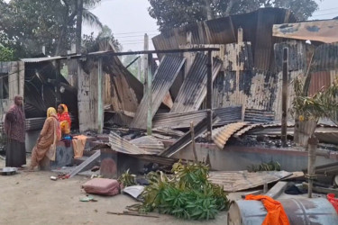 টাঙ্গাইলে ১৪৪ ধারা ভেঙে দুই গ্রামবাসীর সংঘর্ষ, ভাঙচুর
