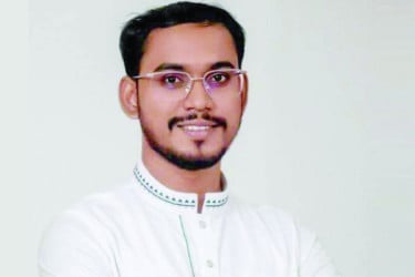তথ্য ফাঁসের ঘটনায় ছাত্রদল নেতার বাড়িতে হামলা ও ভাঙচুর