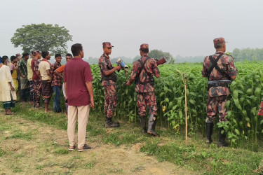গাংনী সিমান্তে ৬ জনকে পুশইনের চেষ্টা, কঠোর অবস্থানে বিজিবি-গ্রামবাসী