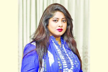 মৌসুমীর ‘বিচ্ছেদ বেদনা’