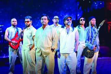 ৪২ বছরে ওয়ারফেজ