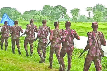 ঐক্যবদ্ধ পাহারা সীমান্তে