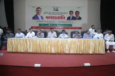নাগরিক সেবায় অবহেলা করলে চাকরিচ্যুতিসহ কঠোর ব্যবস্থা: ডিএসসিসি প্রশাসক