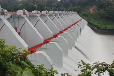কাপ্তাই হ্রদে পানি সংকট, বন্ধ ৩ ইউনিট; বিদ্যুৎ উৎপাদন নেমেছে ৬০ মেগাওয়াটে