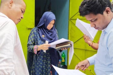 অস্বাস্থ্যকর পরিবেশে খাদ্যসামগ্রী তৈরি, অর্ধলক্ষ টাকা জরিমানা