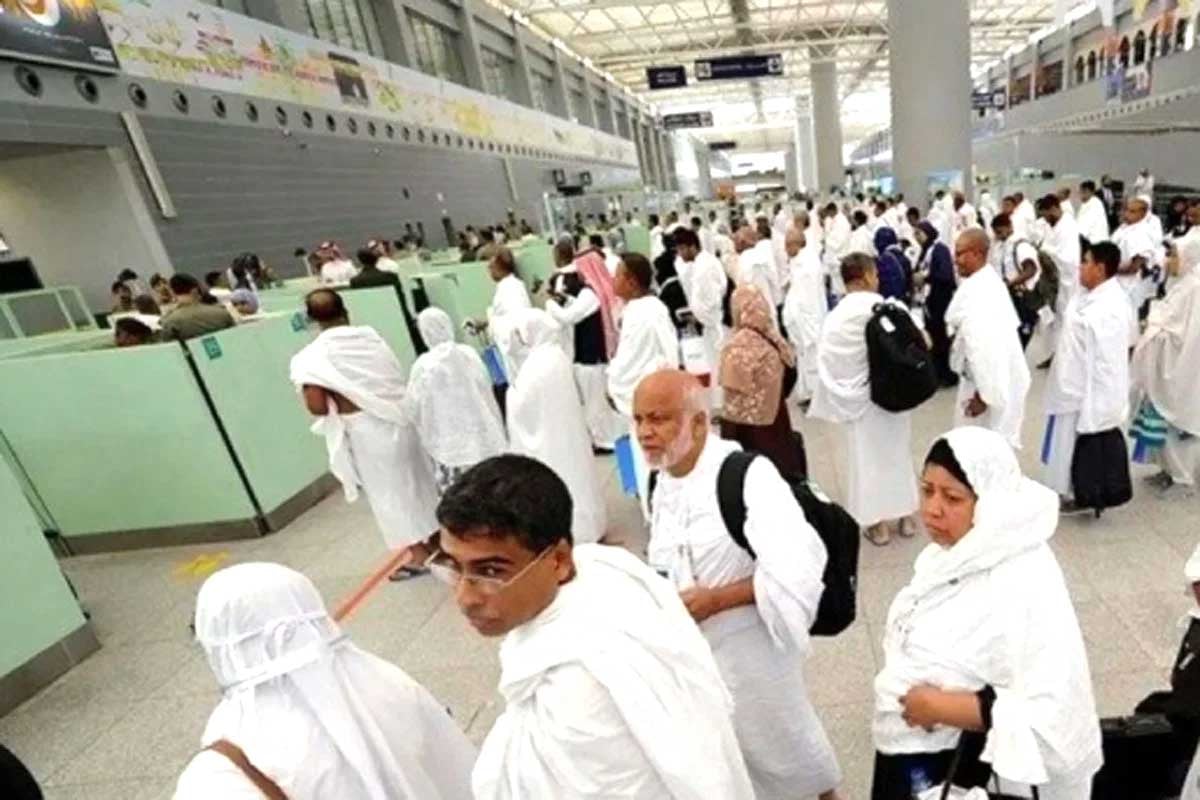 দেশে ফিরলেন ৪৯৯৮২ হাজি, মৃত্যু ৪৯ জনের