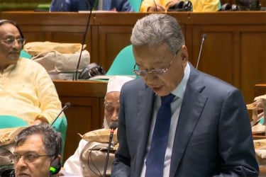 প্রবাসীদের আয়ে ২.৫ শতাংশ প্রণোদনা অব্যাহত থাকবে: অর্থমন্ত্রী