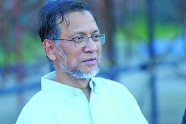 পেলে-ম্যারাডোনার নাম হৃদয়ে গেঁথে গেছে