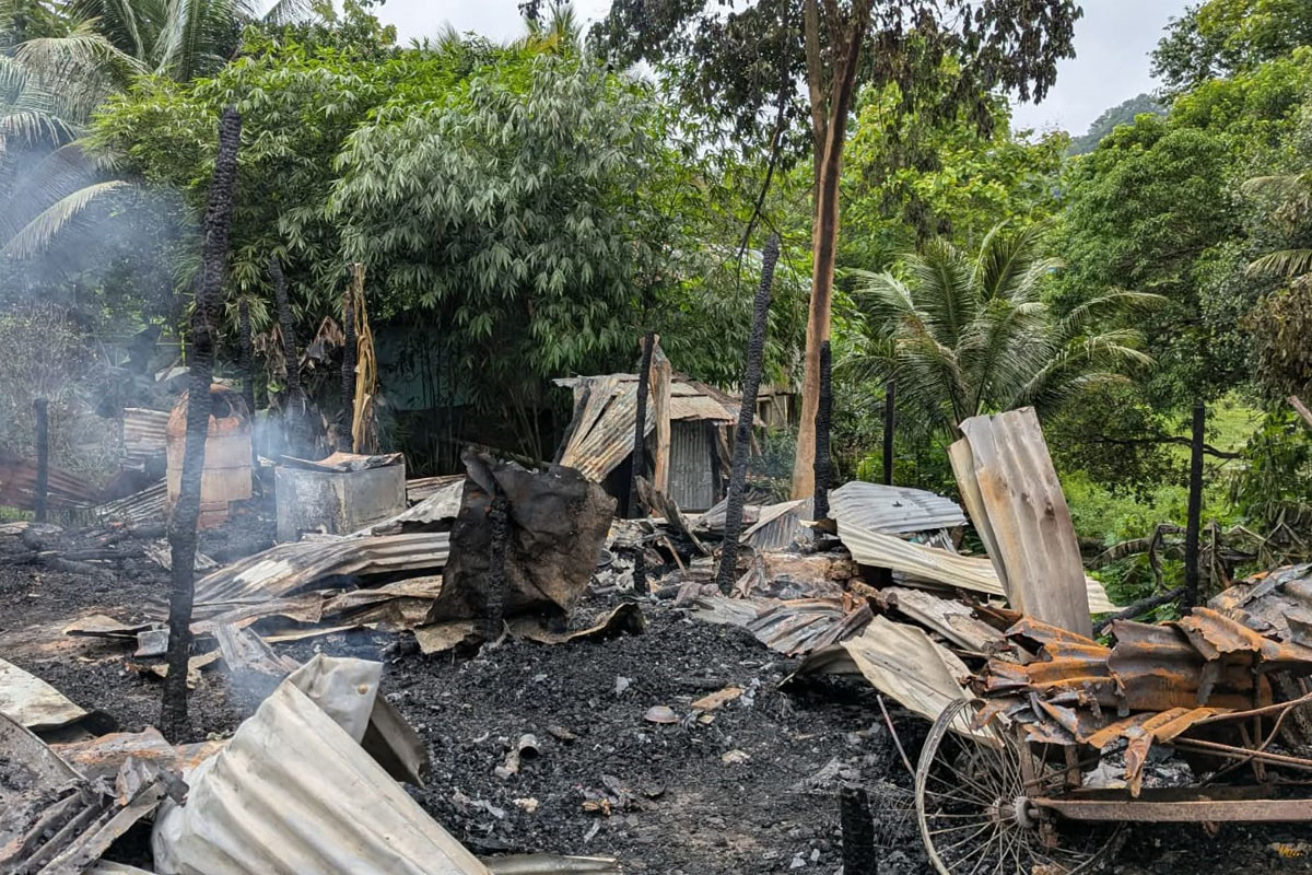 বান্দরবানের রুমায় অগ্নিকাণ্ডে ৪টি দোকান পুড়ে ছাই