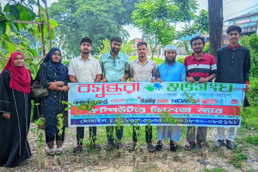 চট্টগ্রামের পটিয়ায় বসুন্ধরা শুভসংঘের উদ্যোগে বৃক্ষরোপণ