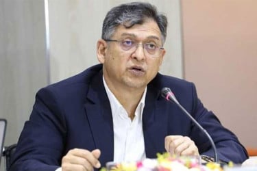 ব্যাংকমুখী নয়, গণমানুষের বাজেট ঘোষণা করেছে সরকার : স্বরাষ্ট্রমন্ত্রী