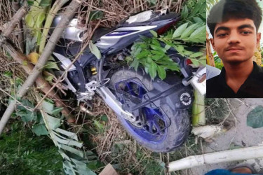 যশোরে মোটরসাইকেল দুর্ঘটনায় স্কুলছাত্র নিহত