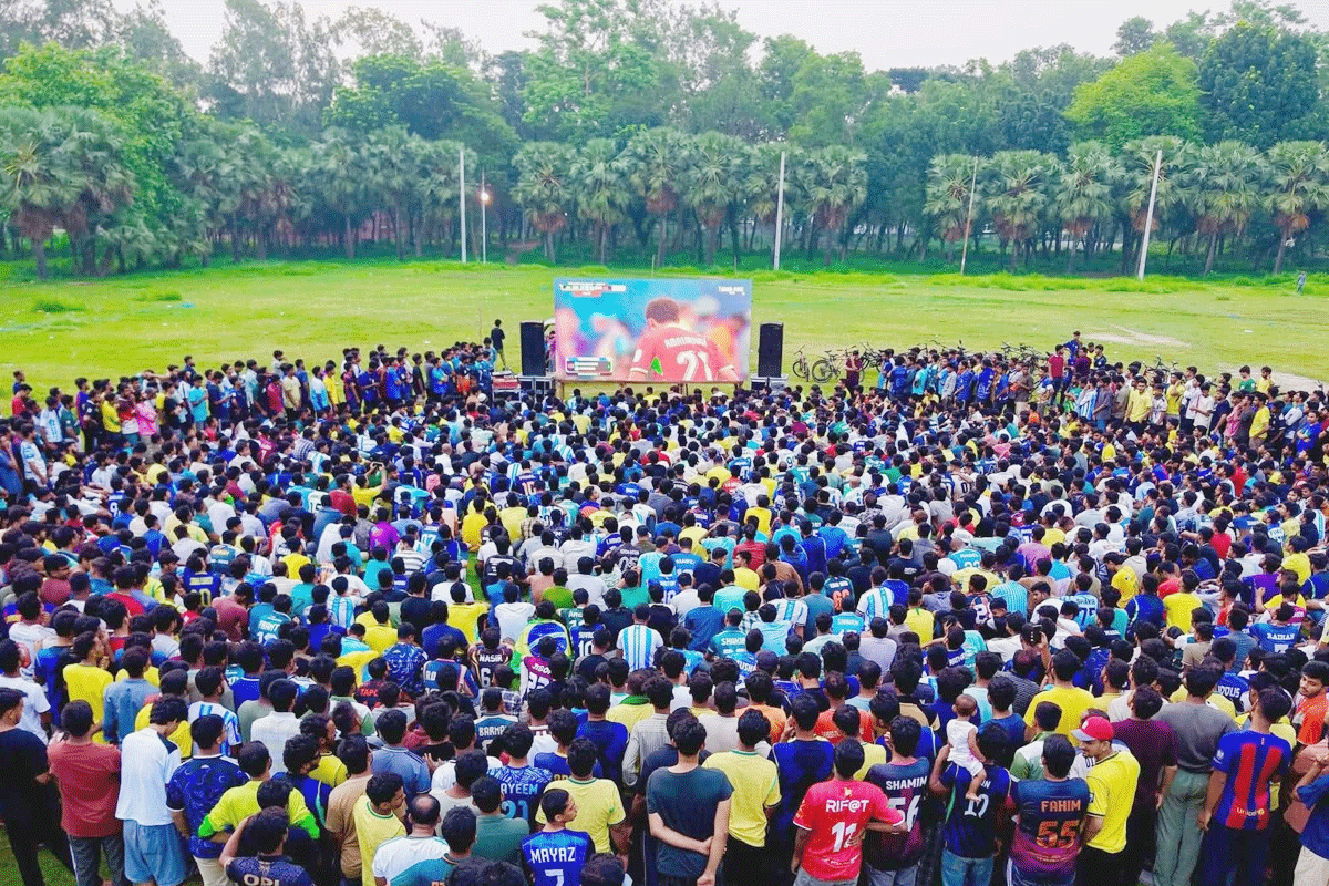 রাবিতে বিশ্বকাপ ফুটবল উন্মাদনা, খেলা শেষে মারামারি
