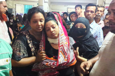 মুন্সীগঞ্জে মা-মেয়েকে গলা কেটে হত্যার চেষ্টা, গ্রেপ্তার ১