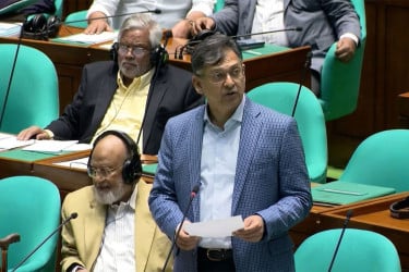 দুবাইয়ে গ্রেফতার বেনজীরকে ‘অতিদ্রুত’ দেশে আনা হবে: স্বরাষ্ট্রমন্ত্রী