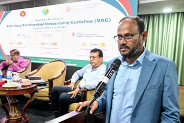 ‘অযৌক্তিকভাবে অ্যান্টিবায়োটিক ব্যবহারের প্রবণতা রোধে সম্মিলিত উদ্যোগ জরুরি’