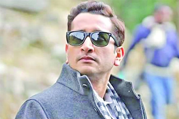 নতুন গোয়েন্দা পরমব্রত