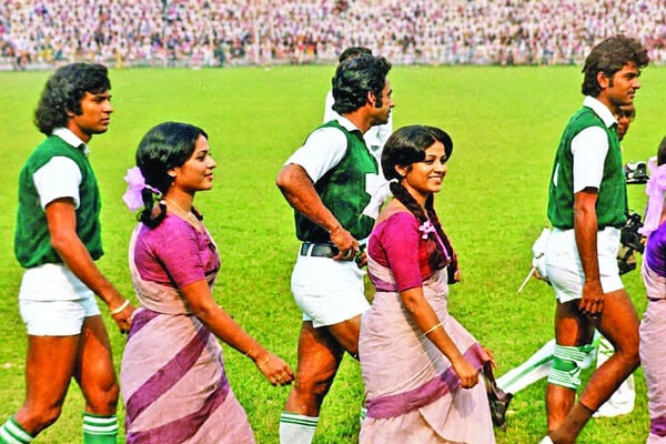 প্রযুক্তির চোখে