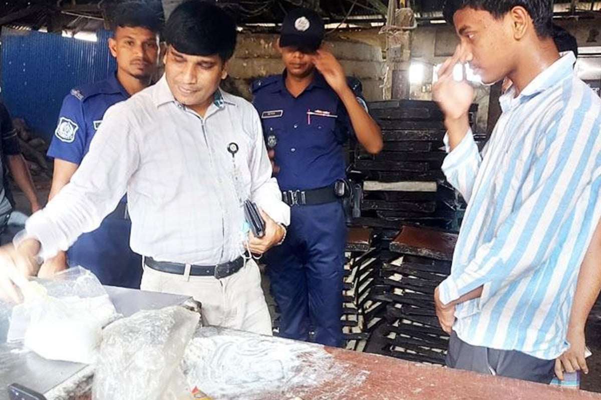 অস্বাস্থ্যকর পরিবেশে পণ্য উৎপাদন, ফেনীতে এক বেকারিকে জরিমানা